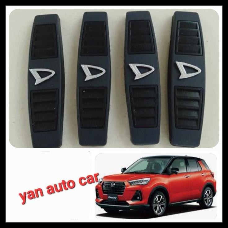 DISKON DOOR GUARD BRAVO LOGO MOBIL DAIHATSU ROCKY PELINDUNG PINTU MOBIL 