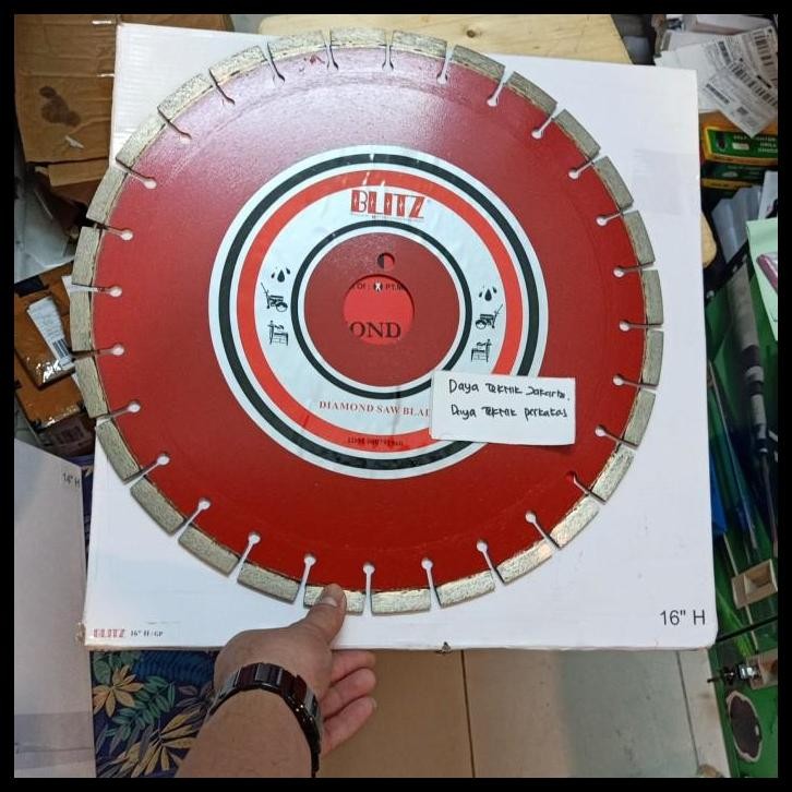 

TERBARU BLITZ MATA CONCRETTE CUTTER DIAMOND BLITZ 16" H PISAU POTONG ASPAL BLITZ ASLI !