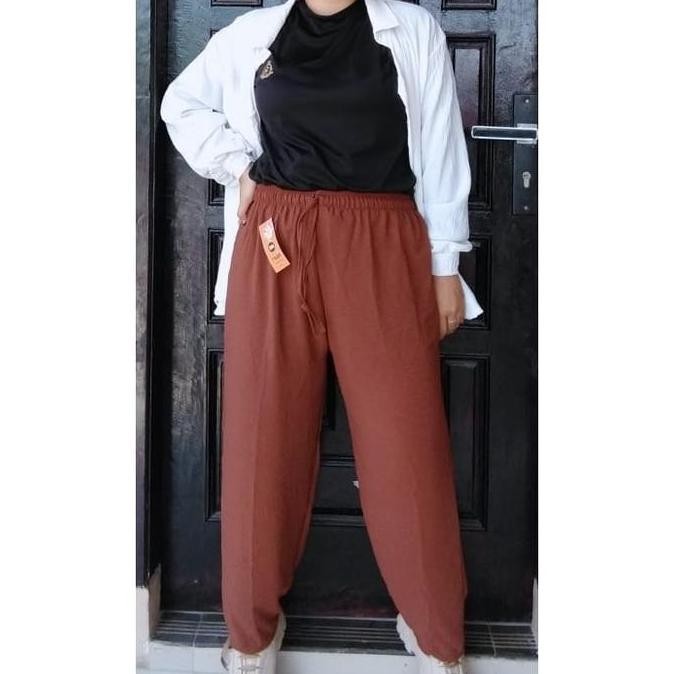 

Paket 5pcs Celana Wanita Airflow Crinkle Kulot Pensil Jumbo Standar Warna Lilac Hitam