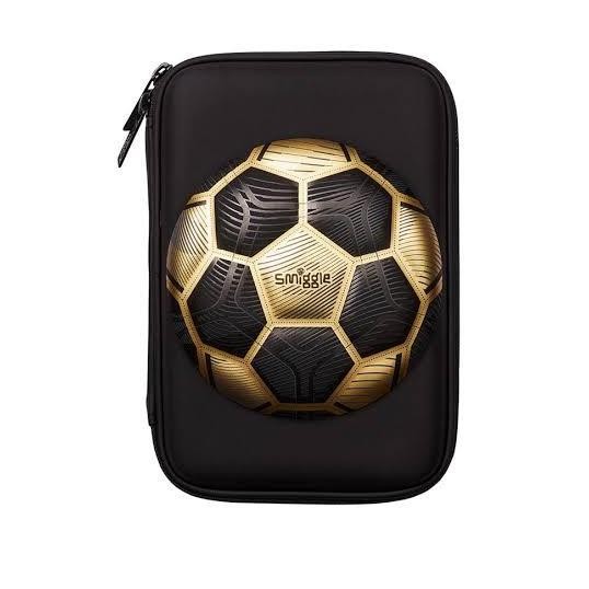

Smiggle Ori Pencil Case Hard Too Soccer Gold/ Tempat Pencil Bola/ Kado New Stok