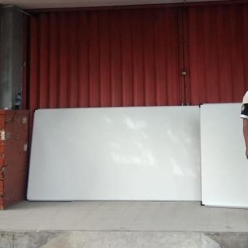 

Whiteboard Glossy 110 X 220 Cm,Nonmagnetik New Stok