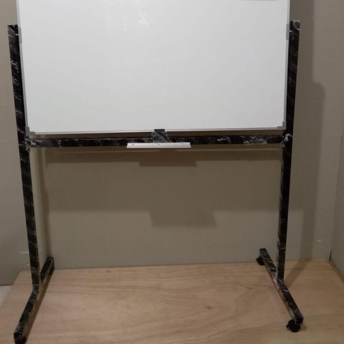 

Whiteboard + Standing 90 X 120 New Stok