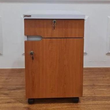 Meja Nakas Laci / Nakas Laci Pakai Kunci / Lemari Berkas Kantor / Meja Nakas Tempat Berkas