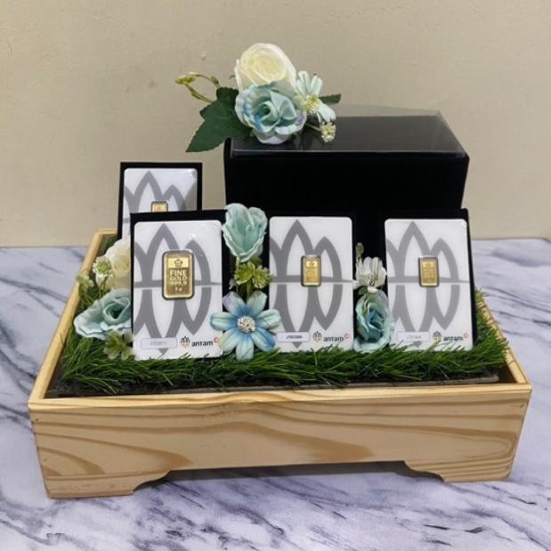 kotak perhiasan logam mulia LM dan tempat uang hantaran seserahan MURAH