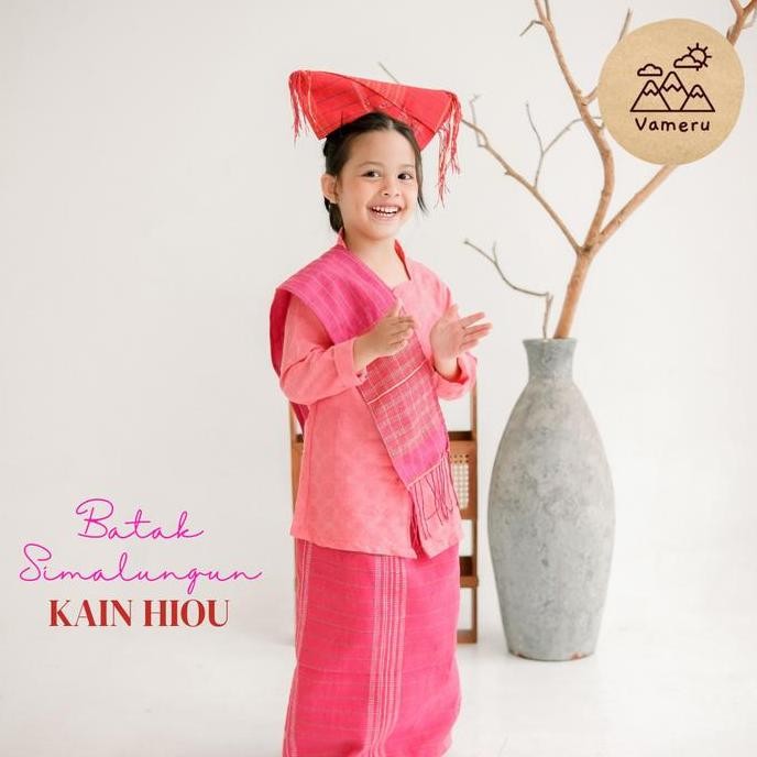 Baju Adat Batak Simalungun Anak Hiou Perempuan