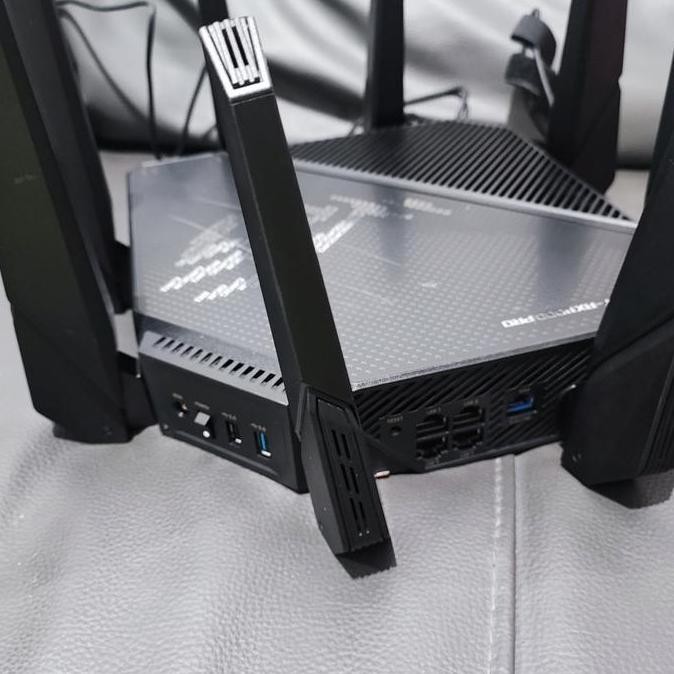 Asus Rog Rapture Gt-Ax11000 Pro Wifi 6 Tri Band Gaming Router - Bekas New Stok