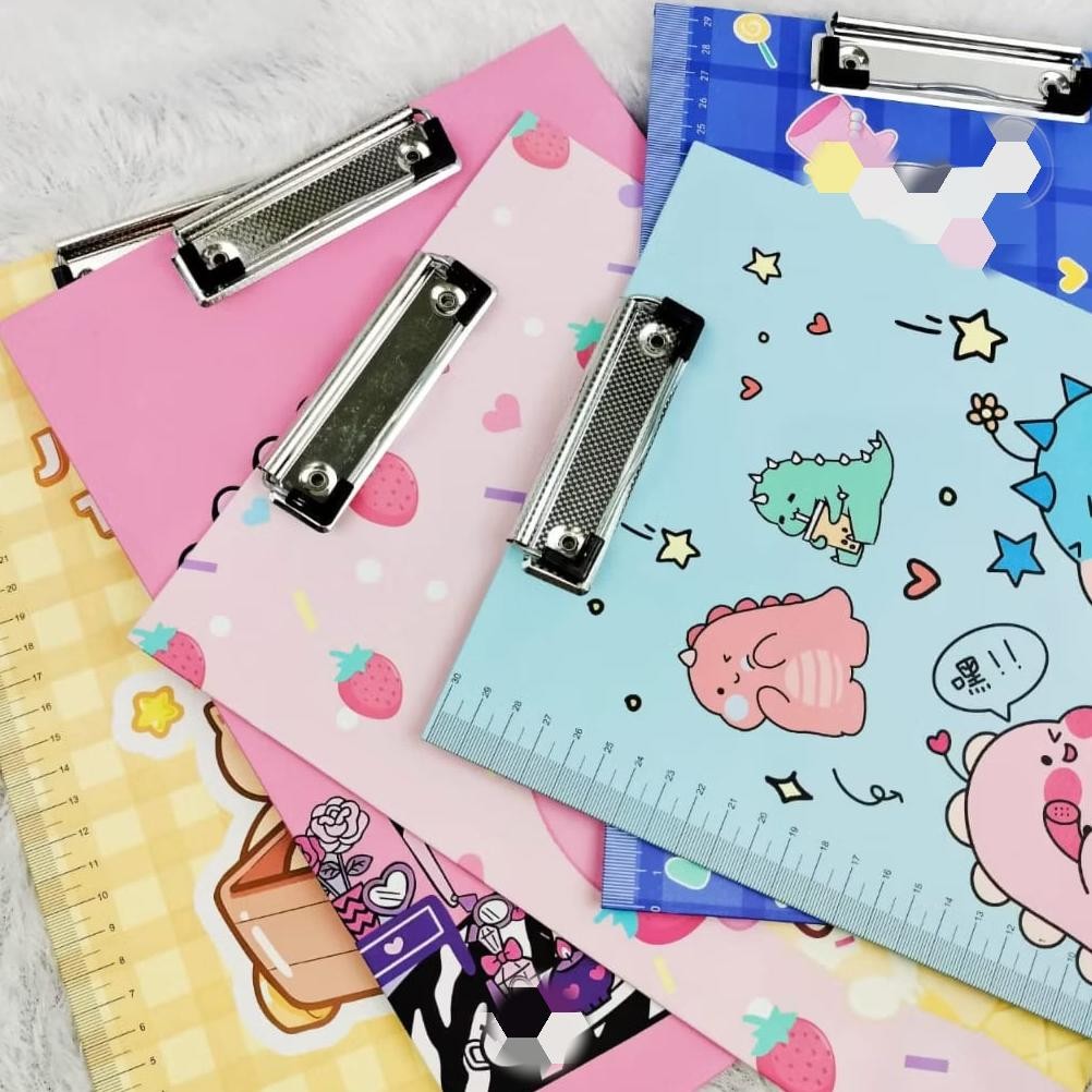 

Gb29 Papan Jalan Karakter Little Girl / Papan Ujian Karakter Special Edition Ada Penggaris Nya / Papan Alat Tulis Ukuran A4 Kualitas Terbaik Bisa Grosir Dan Cod Gb29