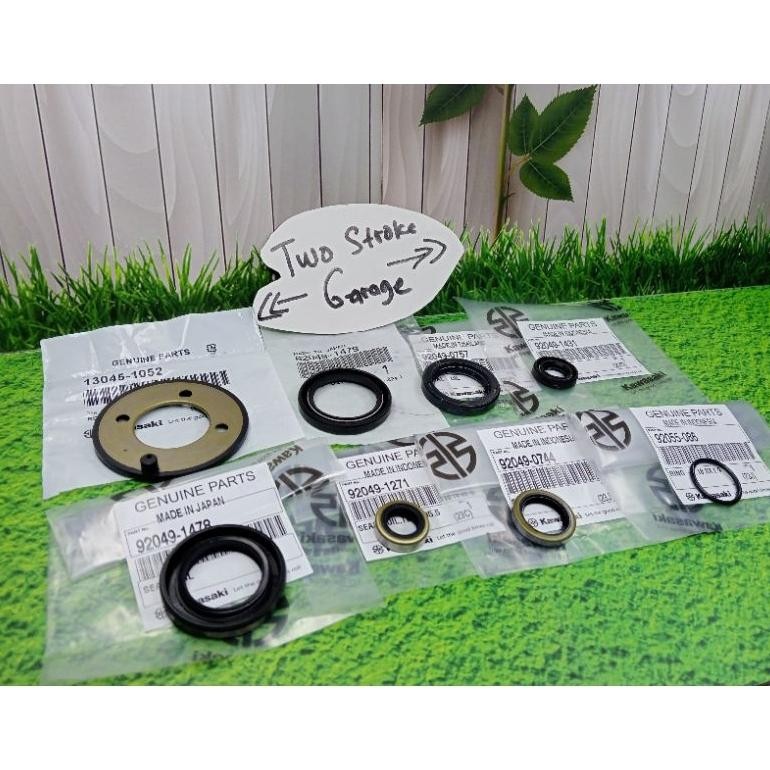 SEAL MESIN SET NINJA  BAWAH NINJA R NINJA SS NINJA RR OLD RR NEW KAWASAKI