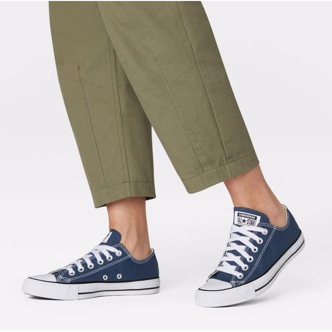 Sepatu Wanita Converse Chuck Taylor All Star Canvas Low Navy 100% Ori (Best Quality)