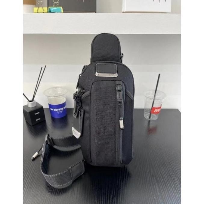 Tas T U M I Esports Sling Bag Bodybag Selempang