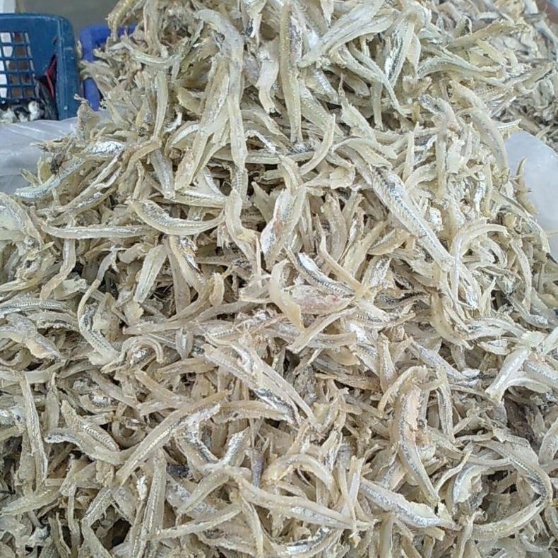

ikan asin teri belah / teri jengki belah super 1 kg Nugi