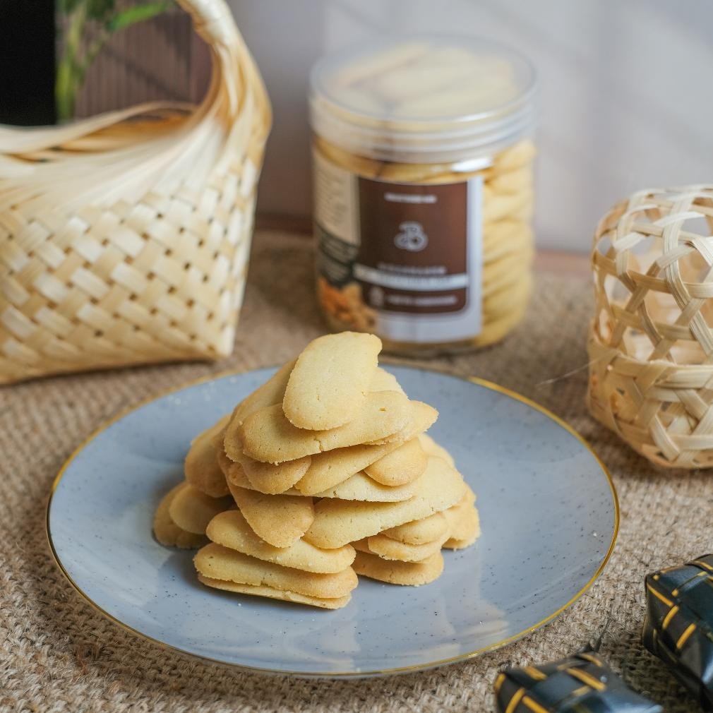 

Kue Lidah Kucing Biba Snacks Enak Renyah Homemade (Gratis 1 Pouch Sagu / Semprit ) Nugi