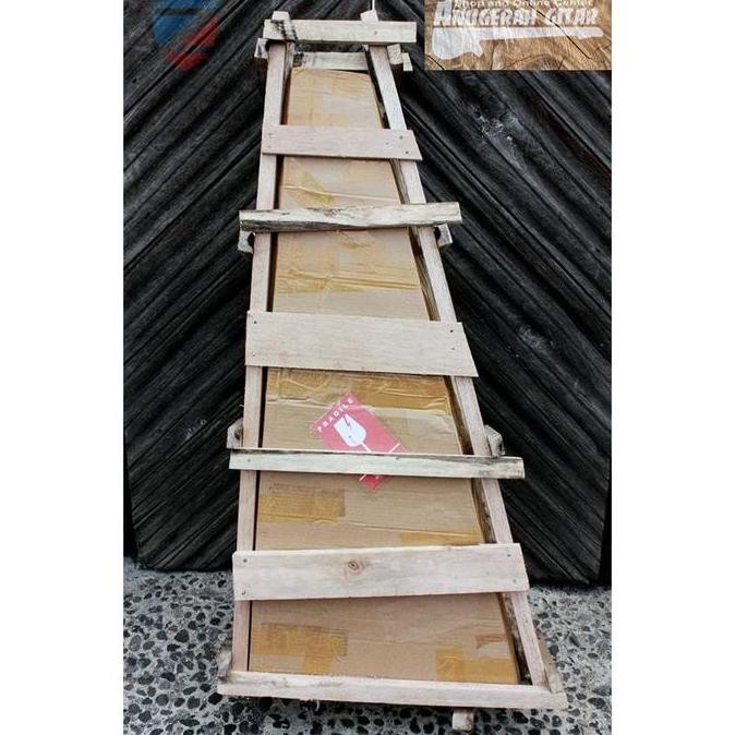 

TERBARU PACKING KAYU BASS ELEKTRIK AMAN UNTUK JNE CARGO EKSPEDISI BESAR