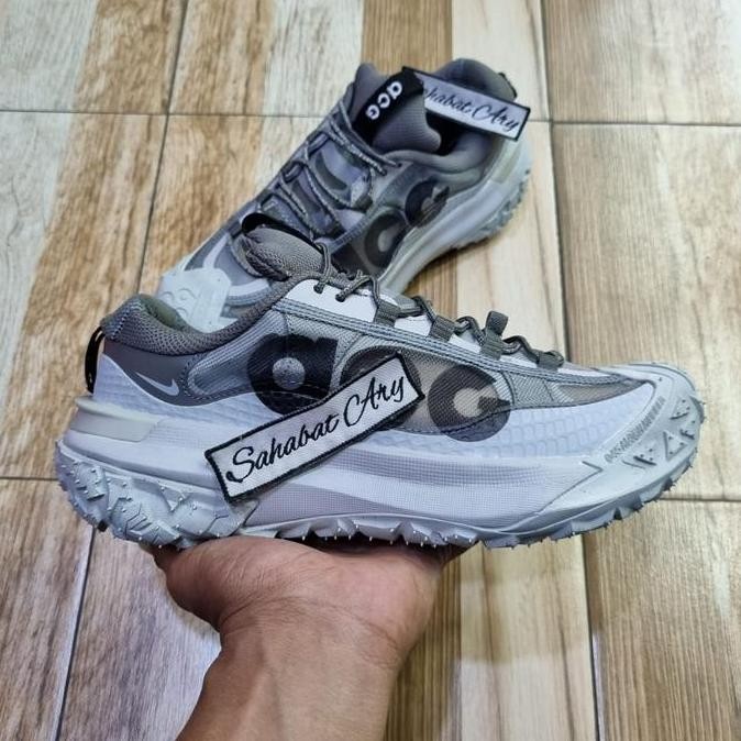 Sepatu Acg Mountain Fly 2 Low Light Iron Ore