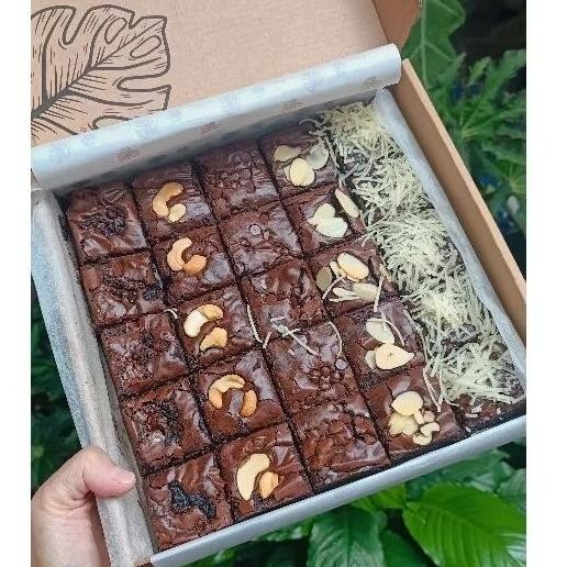 

Skat Brownies original (karapitan Bandung) Nugi