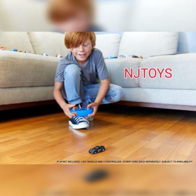 Hot Wheels R/C Remote Control Nissan Gtr Tesla Cybertruck Mainan Mobil