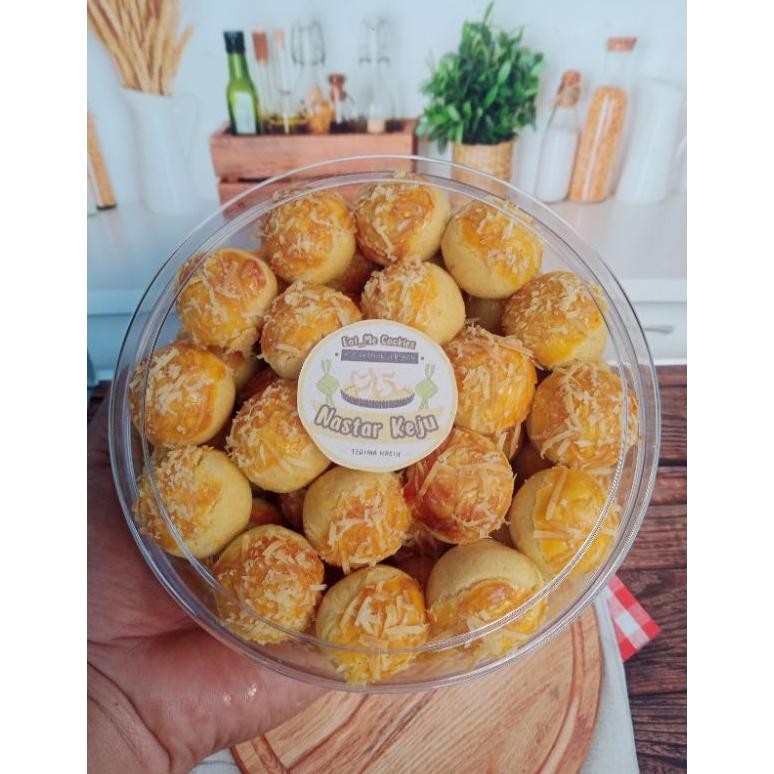 

KUE KERING NASTAR ISI SELAI NANAS LEMBUT ENAK Nugi