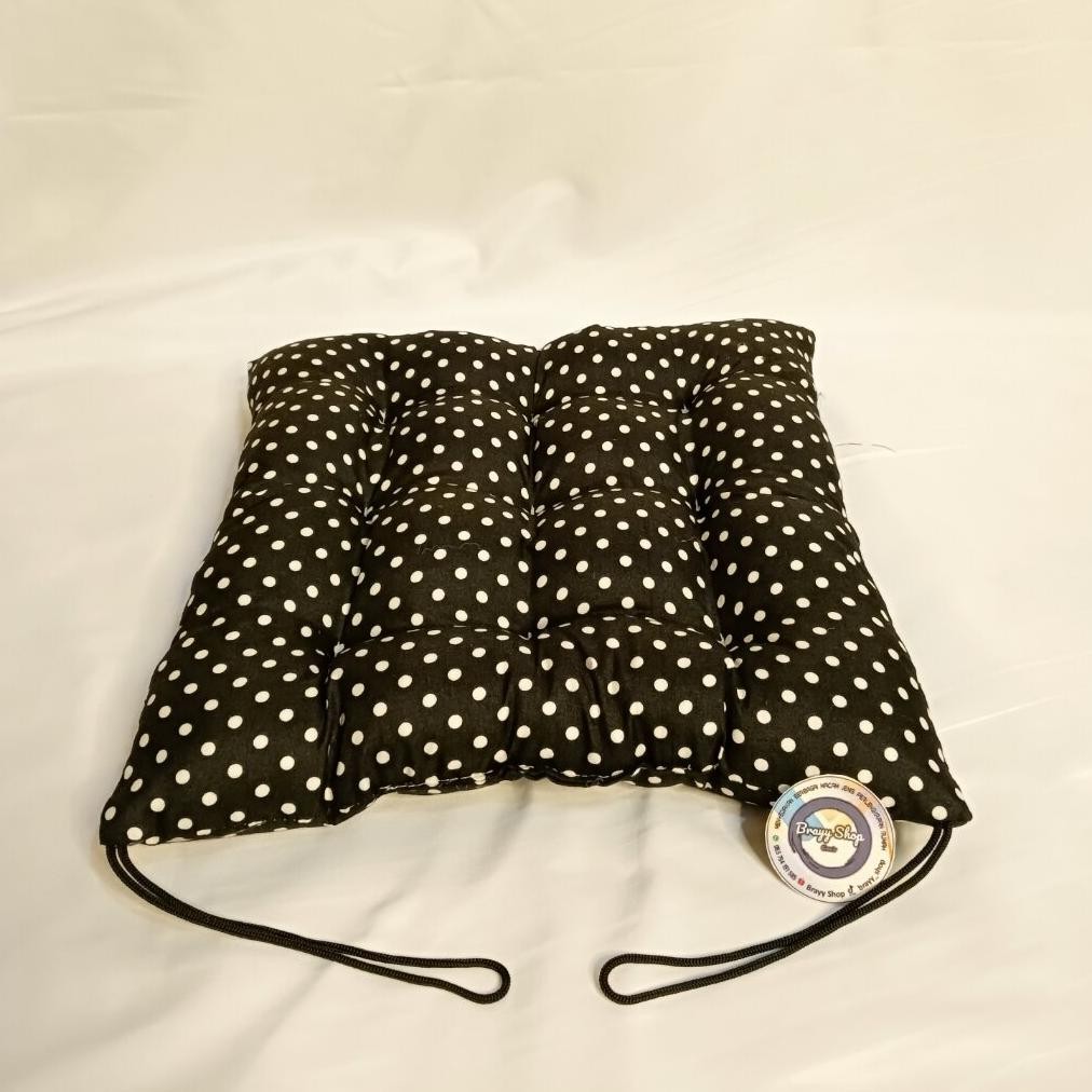 bantal duduk kursi empuk tebal / bantal duduk kursi kerja / bantal duduk motif polkadot