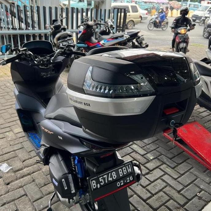 Box Pcx Top Box Paketan pcx150/pcx160 MHR 47liter Muat Dua Helm MHR