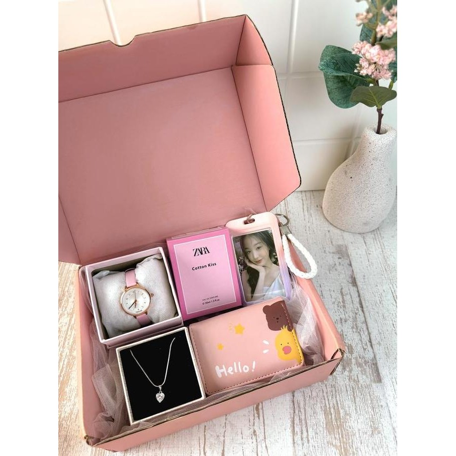 

Produk Baru!! KADOPEDIA Gift Box | Kado Ulang Tahun Wanita Istri Pacar (UT018)