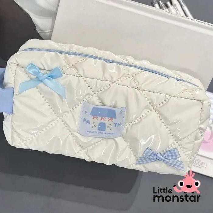 

Pouch Korea Lucu Kotak Pensil Korea Lucu Pouch Korea Pita Tempat Pensil Coquette Stationery Sekolah Multifungsi Terlaris Best Quality 100% Original