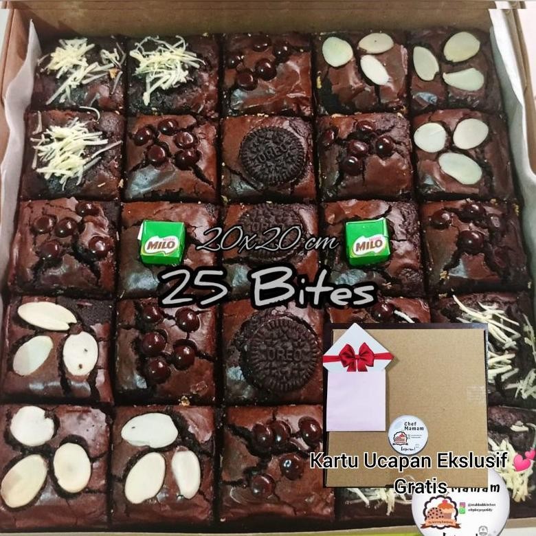 

Promoo!! Fudgy Brownies Panggang dark chocolate / Fudgy Brownies Shiny Crust / brownies skat uk 20x20cm