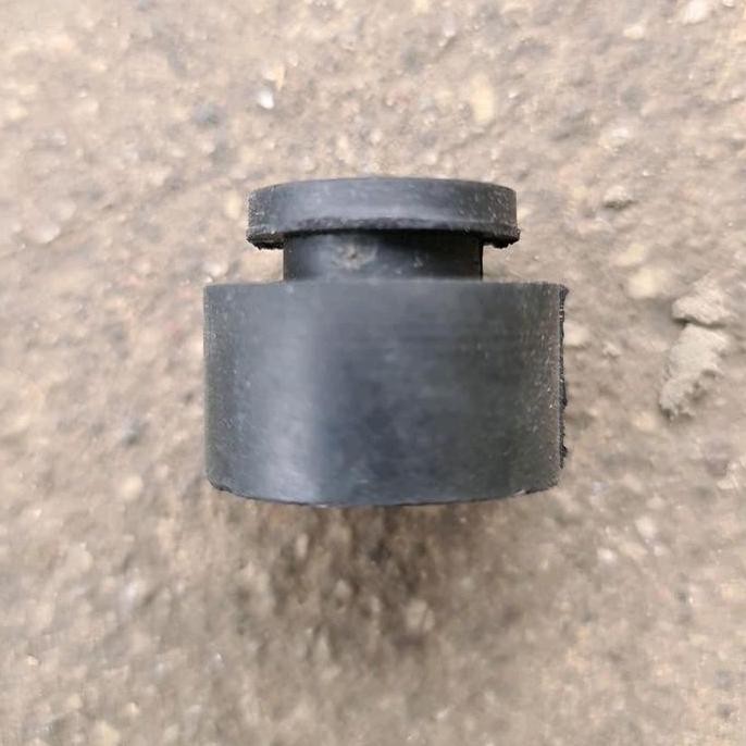 KARET KAKI DUDUKAN BAUT MUR HOLDER PEREDAM DINAMO MOTOR MESIN CUCI WASH AQUA AQUOS SANYO HISENSE 2 T