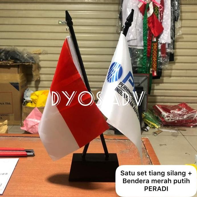 

ready !!! bendera peradi meja baru + tiang silang kayu (satu set)