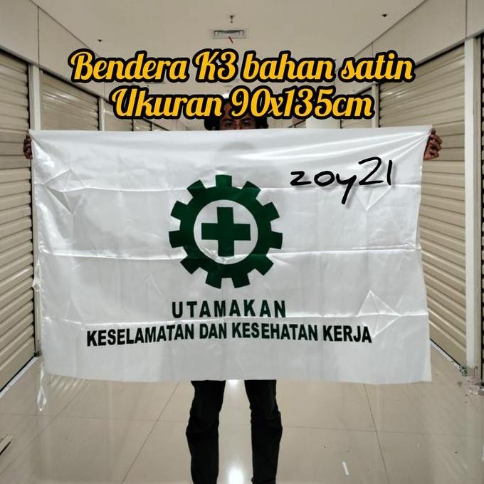 bendera k3 standar depnaker 90x135 bendera K3 bahan satin murah