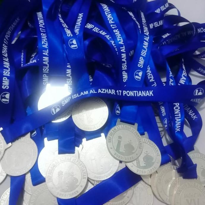 

Baru medali gold 2mili+pita sablon