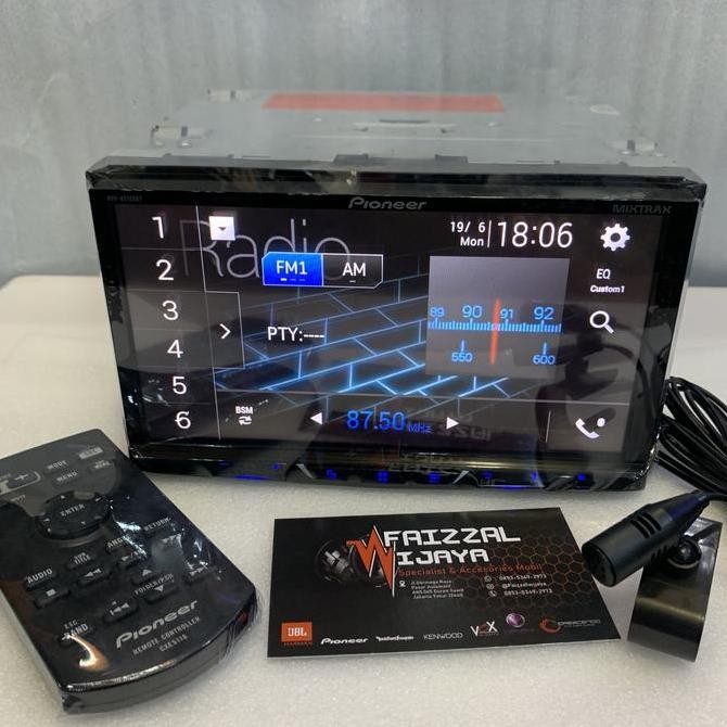 pioneer AVH-A5150BT like new