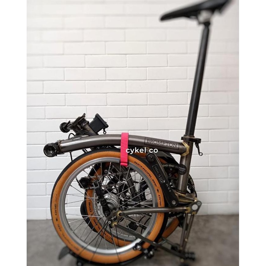 ready color block folding bike 16inch strap adjustable velcro