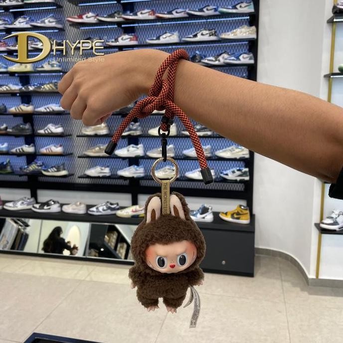 

Tali Labubu Uag Crossbody Lanyard 70Cm Hitam Orange