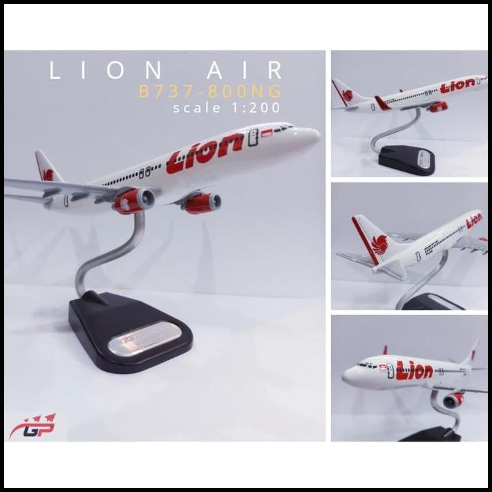 REPLIKA MINIATUR PESAWAT LION AIR B737-800NG