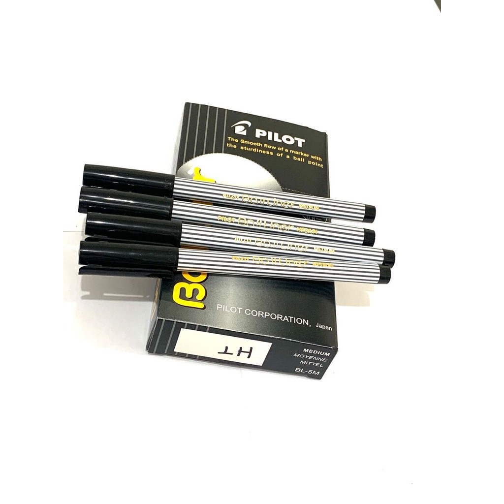 

Pulpen Ball Liner Medium Pilot Hitam / Biru 0.8mm