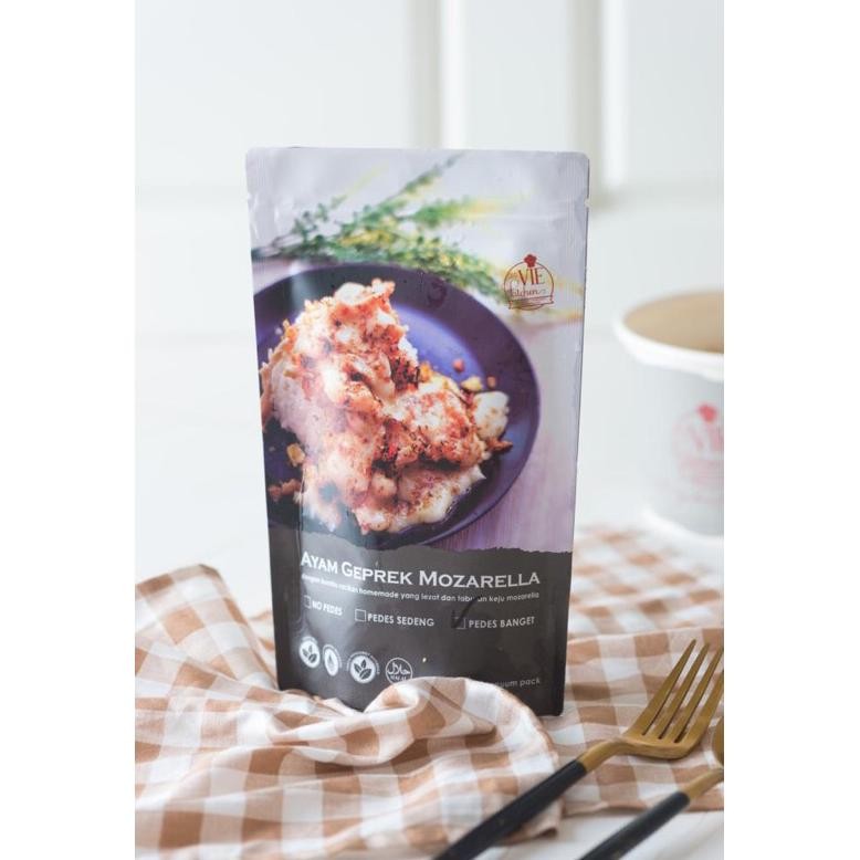 

Ayam Geprek Mozarella Vakum Pack - Pedas Sedang (PS)