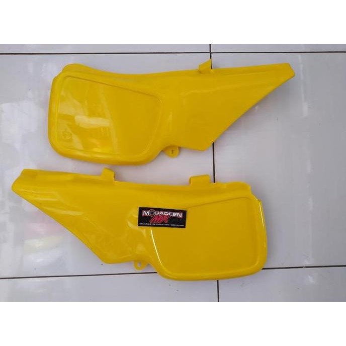 Cover Side Dek Samping Suzuki TS125 TS 125 Kuning