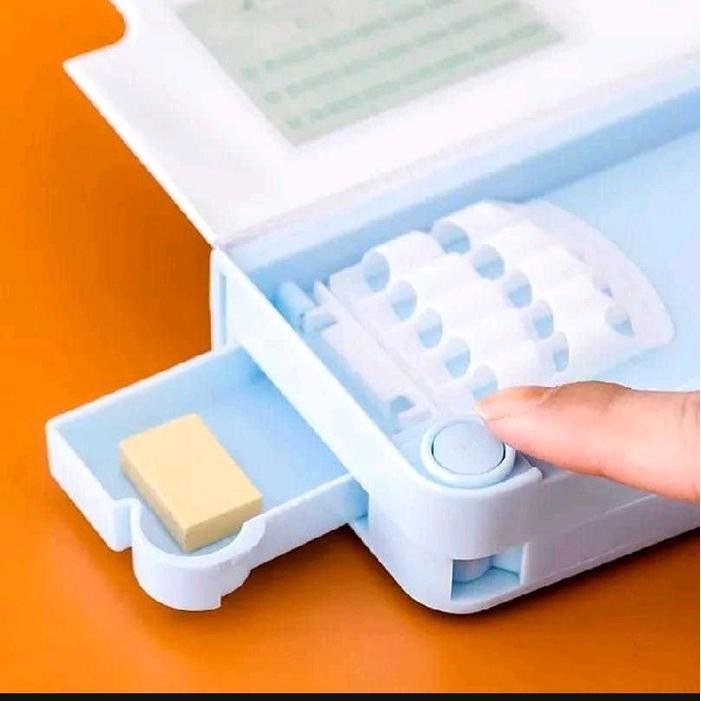 

WSS Tempat Pensil Karakter Lengkap | Kotak Pensil Multifungsi Peraut Penghapus Gunting Isolasi Penggaris Alat Tulis Stationery