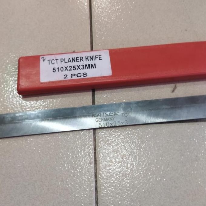 

Tersedia KAISER TCT Planner Knife 510x25x3mm - Pisau Serut Kayu TCT GJT 510 mm