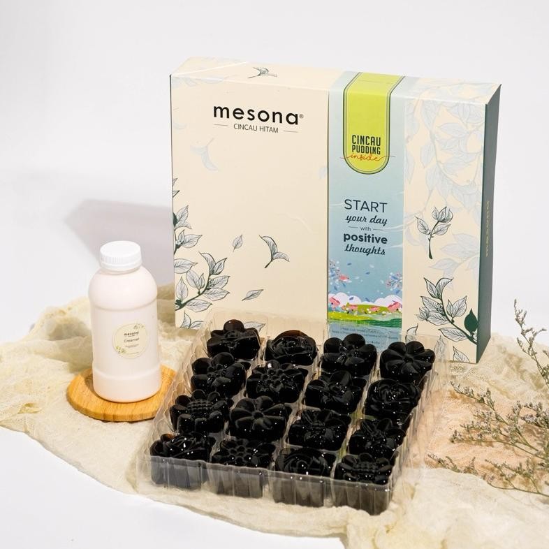 

Hampers Mesona Cincau Hitam Pudding Mini (Dengan Box) aSt