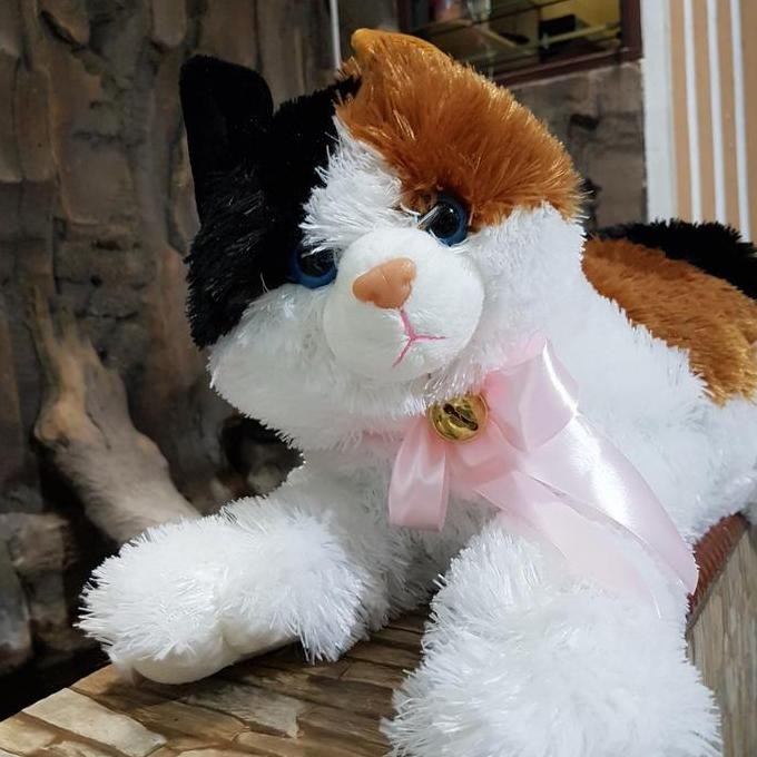 Boneka kucing cat esmeralda