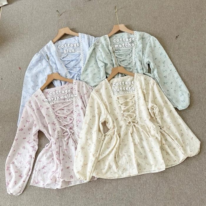 Ysn Fairy Tale Coquette Top // Blouse Cottage Aesthetic Tali Bunga Atasan Wanita Peplum Renda Motif
