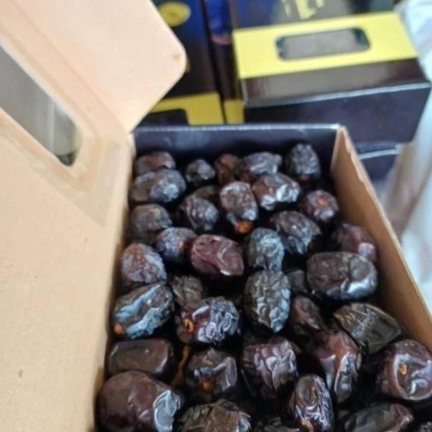 

Kurma Ajwa Madinah Kurma Nabi Ukuran 1Kg Dan Gr Food Kurma Kering Lembut Dagingnya Snas Makaroni