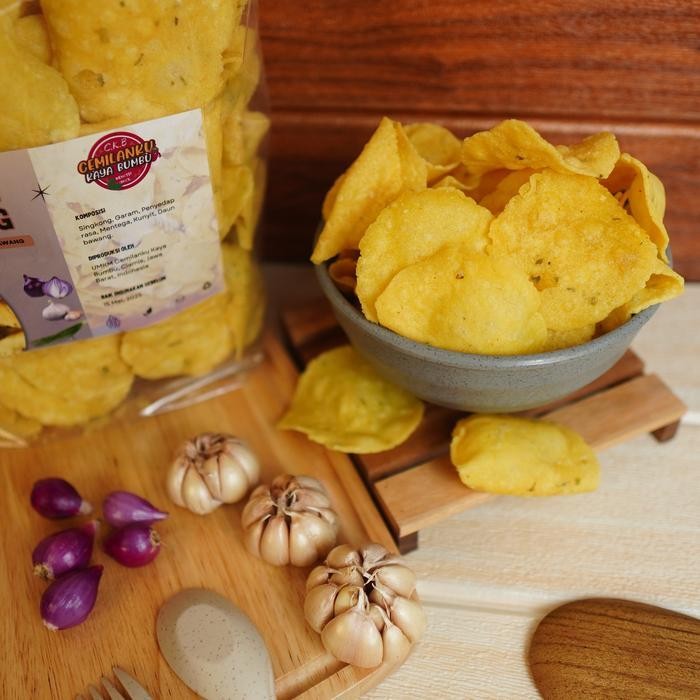 

Ccf 1Kg Kecimpring Singkong Bawang Daun, Comring, Makanan Camilan Cemilan Food / Snack