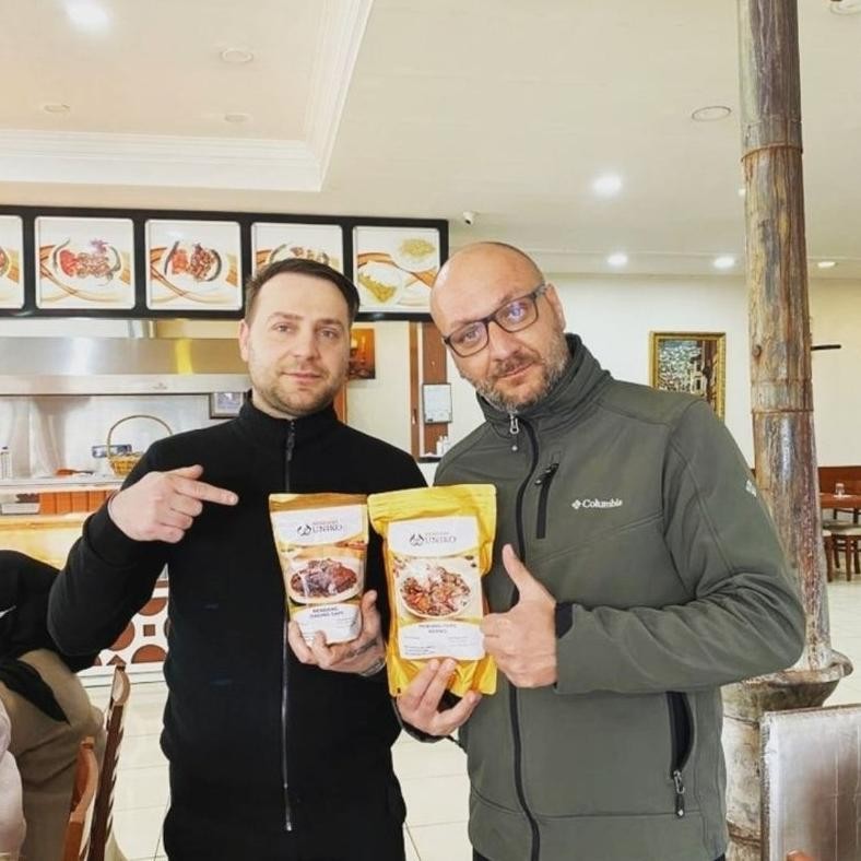 

Rendang Uniko Asli Minang 300Gr Terbaru