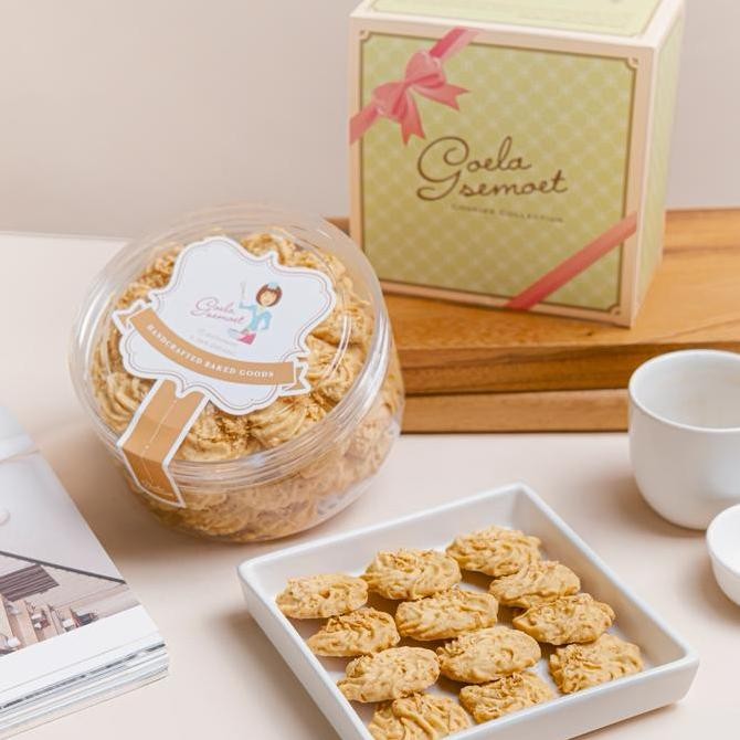 

Sagu Keju Goela Semoet Kue Kering Renyah Meleleh di Mulut Stok Terbatas