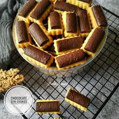 

Kue Coklat Stick Renyah Toples Kecil 250gr - Snack Lebaran Premium Stok Terbatas