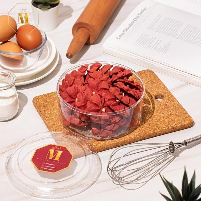 

Kue Semprit Red Velvet Premium Homemade Kukis Lembut Cantik Stok Terbatas