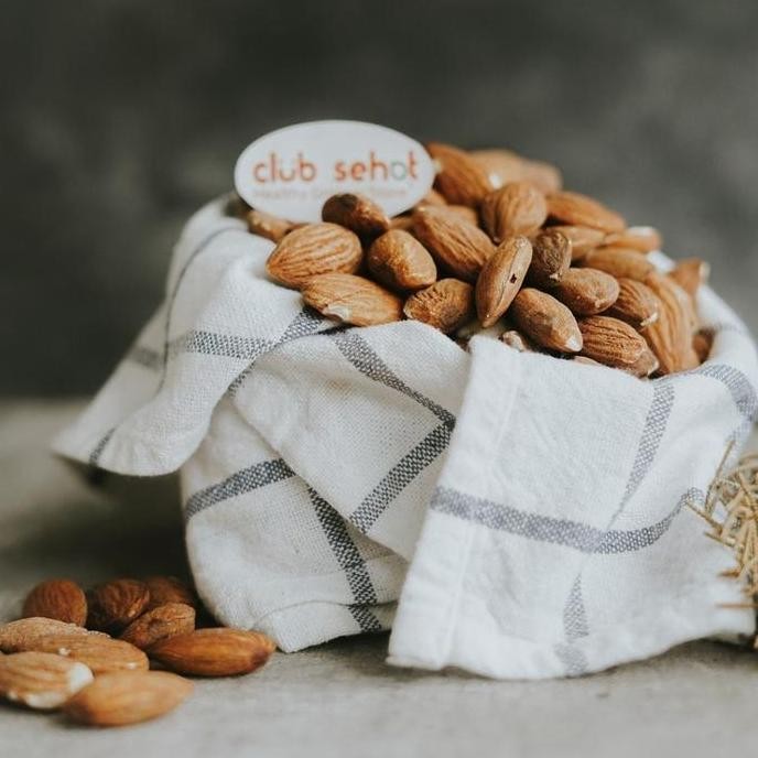 

Club Sehat - Almond Whole Natural 500Gr Pasti Promo