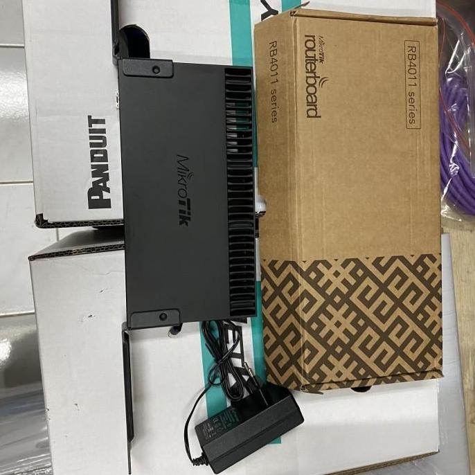 Mikrotik Router indoor RB4011iGS+RM / RB4011 / mikrotik rb4011